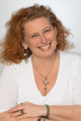 Eva-Maria Huger, dipl. Montessoripädagogin, ganzheitliches Lerncoaching